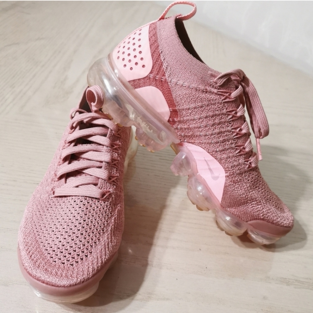 Nike Air VaporMax Flyknit 2 Running Trainers Shoes